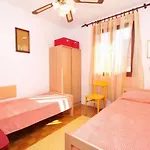 Semesterbostad Seaside House With A Swimming Pool Seget Vranjica - - 4329 Trogir