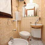 Semesterbostad Seaside House With A Swimming Pool Seget Vranjica - - 4329