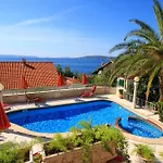 Seaside House With A Swimming Pool Seget Vranjica - - 4329 * Trogir