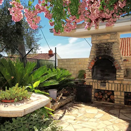 Seaside House With A Swimming Pool Seget Vranjica - - 4329 *