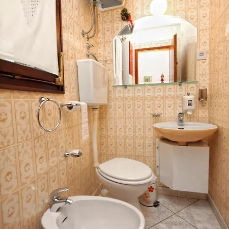 Дом отдыха Seaside House With A Swimming Pool Seget Vranjica, - 4329