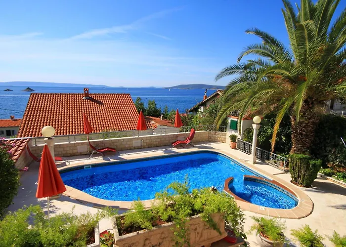 Seaside House With A Swimming Pool Seget Vranjica - - 4329 * 特罗吉尔